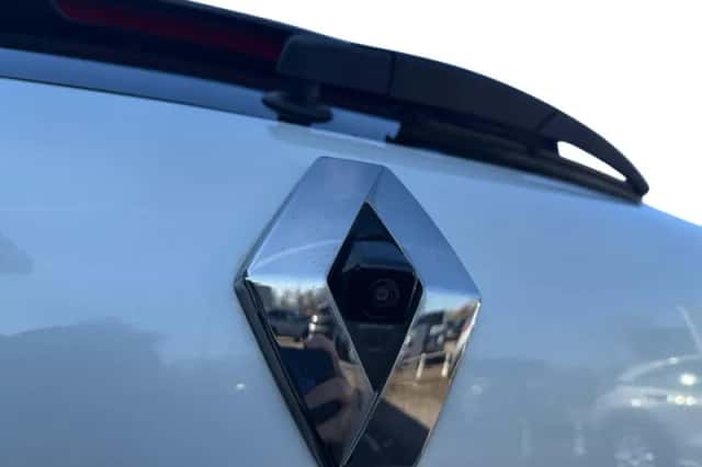 Renault Captur (2021) thumbnail 17