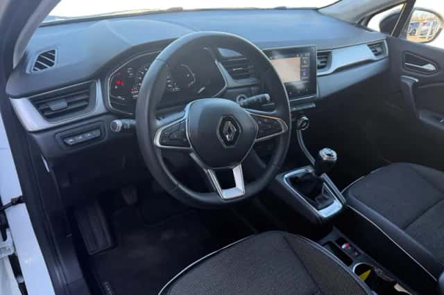 Renault Captur (2021) thumbnail 18