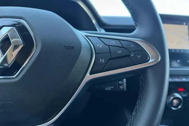 Renault Captur (2021) thumbnail 21