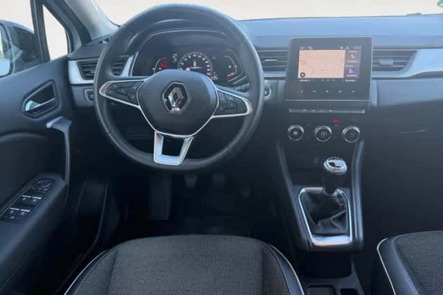 Renault Captur (2021) thumbnail 23