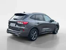 Ford Kuga (2023) thumbnail 2
