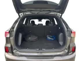 Ford Kuga (2023) thumbnail 10