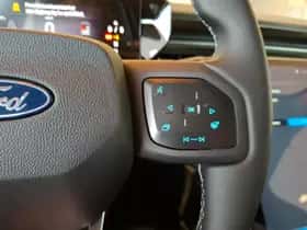 Ford Explorer (2026) thumbnail 15