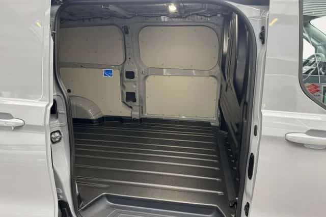 Ford Transit Custom (2026) thumbnail 5