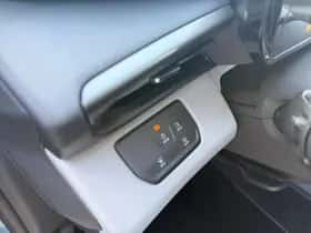 Ford Explorer (2026) thumbnail 15