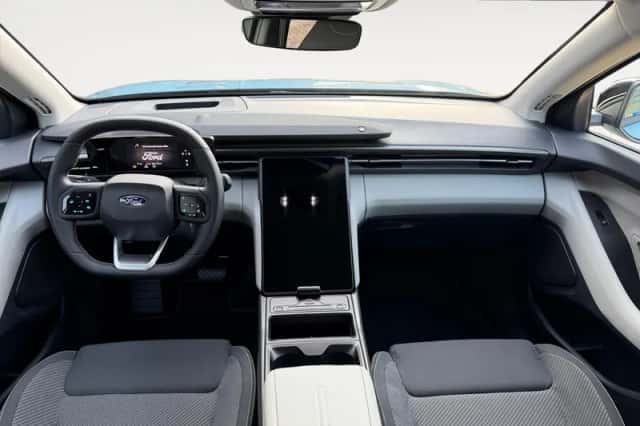 Ford Explorer (2026) thumbnail 18