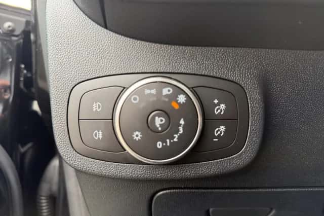Ford Fiesta (2021) thumbnail 29