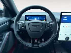 Ford Mustang Mach-E (2026) thumbnail 23