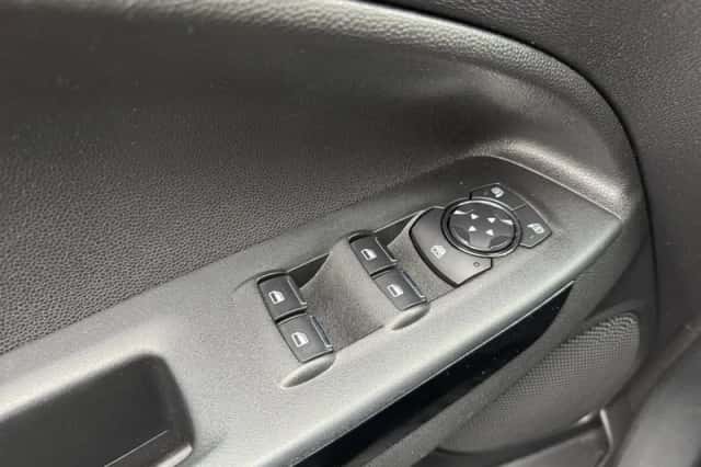 Ford EcoSport (2022) thumbnail 26