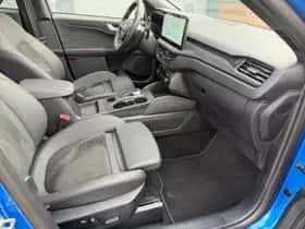 Ford Kuga (2025) thumbnail 2
