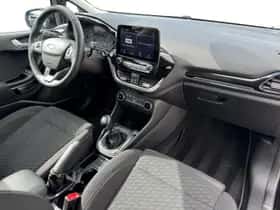 Ford Fiesta (2023) thumbnail 3
