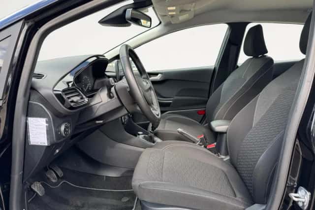 Ford Fiesta (2023) thumbnail 5