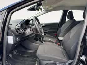 Ford Fiesta (2023) thumbnail 5
