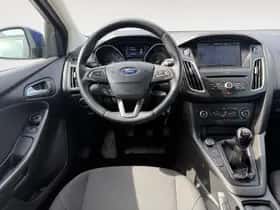 Ford Focus (2016) thumbnail 22