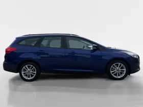Ford Focus (2016) thumbnail 4