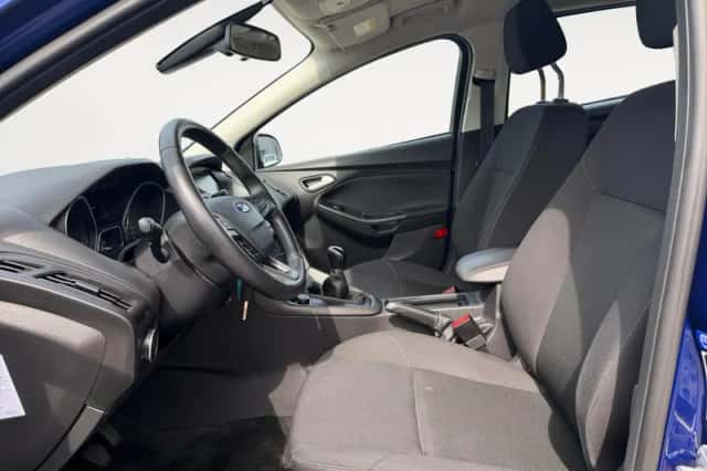 Ford Focus (2016) thumbnail 5