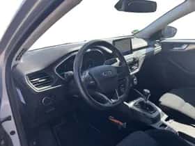 Ford Focus (2018) thumbnail 15