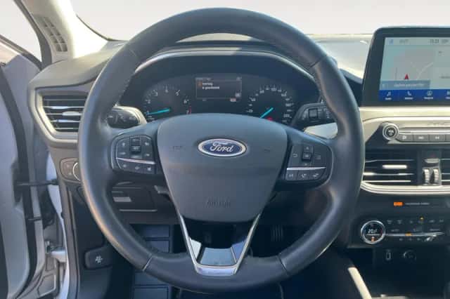 Ford Focus (2018) thumbnail 16