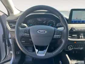 Ford Focus (2018) thumbnail 16