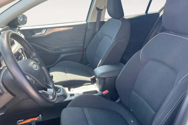 Ford Focus (2018) thumbnail 5