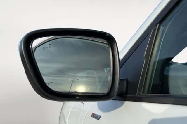 Ford Kuga (2023) thumbnail 15