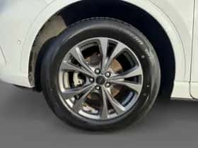 Ford Kuga (2023) thumbnail 16