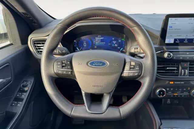 Ford Kuga (2023) thumbnail 19