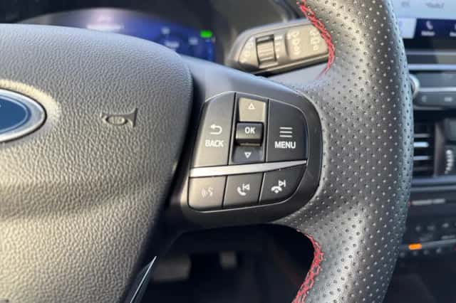 Ford Kuga (2023) thumbnail 21