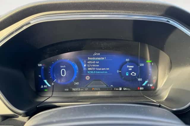 Ford Kuga (2023) thumbnail 22