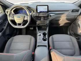 Ford Kuga (2023) thumbnail 23