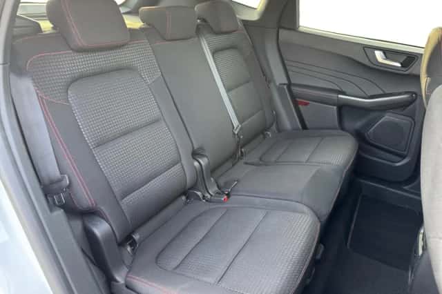 Ford Kuga (2023) thumbnail 25