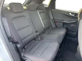 Ford Kuga (2023) thumbnail 25