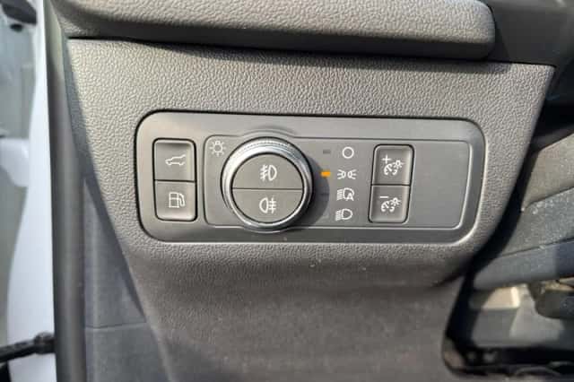 Ford Kuga (2023) thumbnail 26