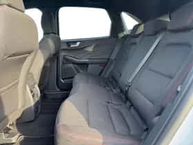 Ford Kuga (2023) thumbnail 6