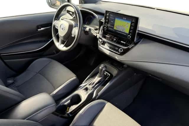Toyota Corolla (2021) thumbnail 3