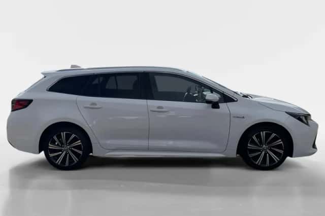 Toyota Corolla (2021) thumbnail 4