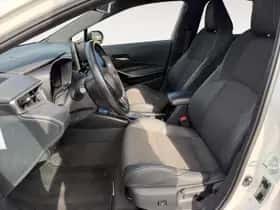Toyota Corolla (2021) thumbnail 5