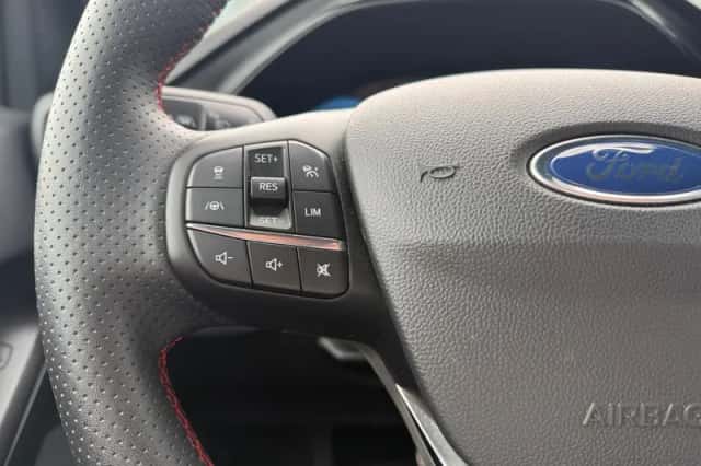 Ford Focus (2024) thumbnail 20