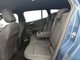 Ford Focus (2024) thumbnail 6