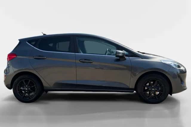 Ford Fiesta (2021) thumbnail 4