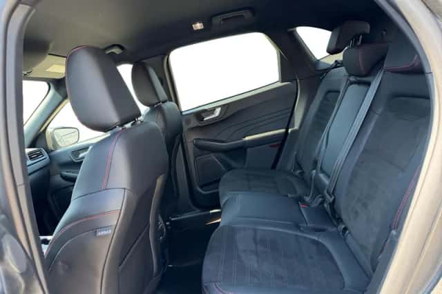 Ford Kuga (2024) thumbnail 6