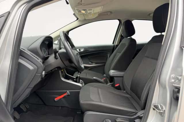 Ford EcoSport (2018) thumbnail 5