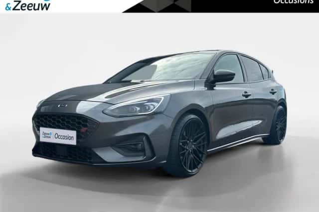 Ford Focus (2020) thumbnail 1