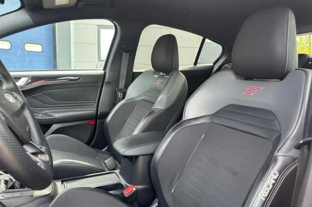 Ford Focus (2020) thumbnail 34