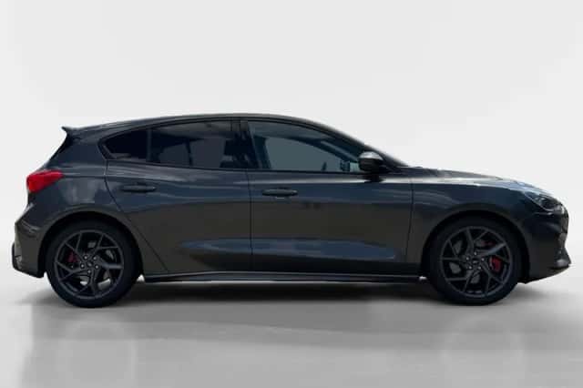 Ford Focus (2020) thumbnail 4