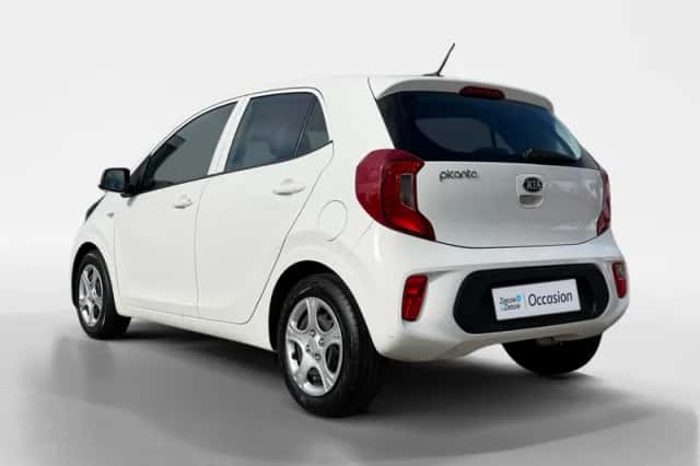 Kia Picanto (2021) thumbnail 11