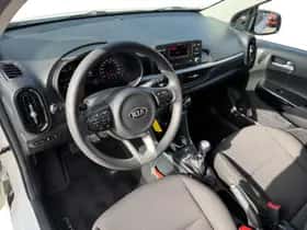 Kia Picanto (2021) thumbnail 16