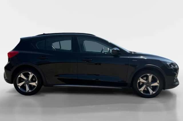 Ford Focus (2019) thumbnail 4