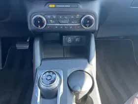 Ford Kuga (2022) thumbnail 27