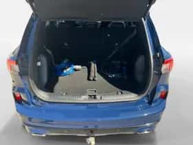 Ford Kuga (2022) thumbnail 8